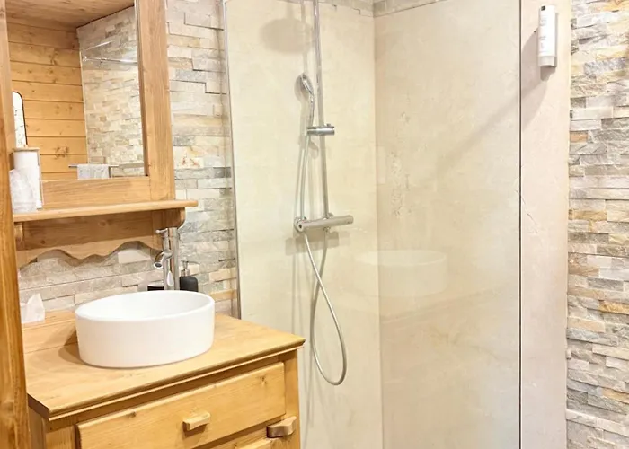 De Blockhut Frühstückspension Grône